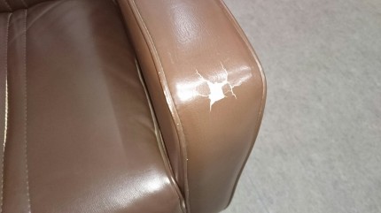 古いソファ 1458784845818