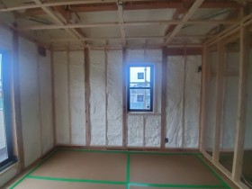発砲ウレタン吹付工事 発砲ウレタン吹付工事